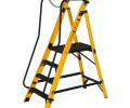 Werner Youngman Megastep Fibreglass Stepladder 4 Tread 30090418 